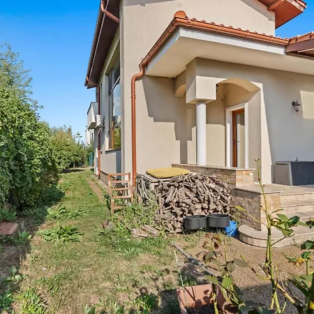 Ferienhaus Art House Bukarest