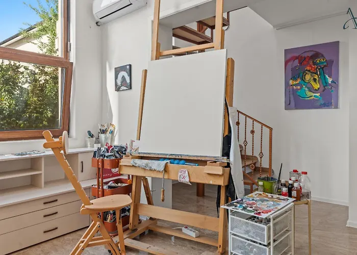 Holiday home Art House *